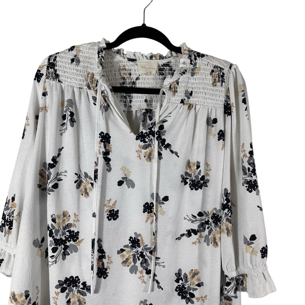 Melloday White Floral Blouse Size 1X - Picture 2 of 8